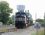 NS 9604 leads train P15 down the yard lead at Aycock